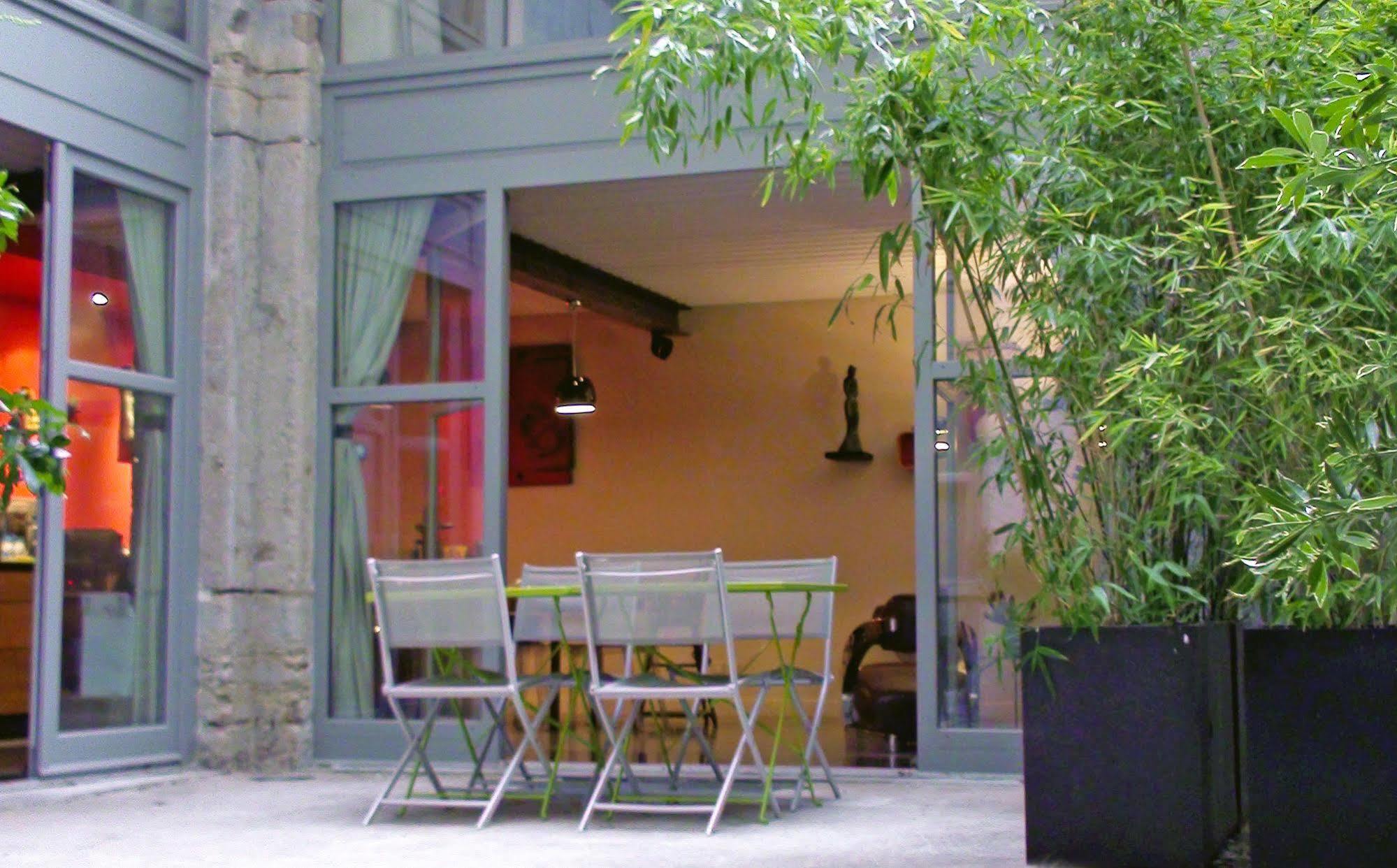 L'Imprimerie Lyon Luaran gambar
